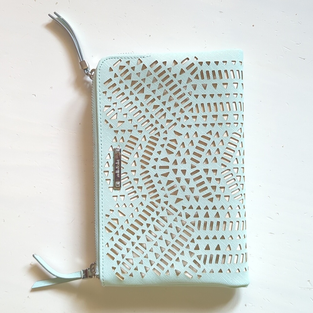 Stella & Dot Mint Green Clutch